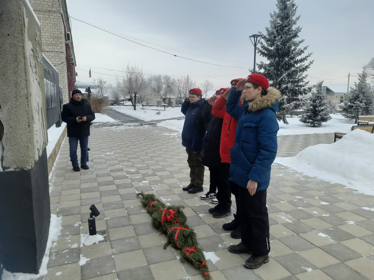 3 декабря в России отмечается День Неизвестного солдата..